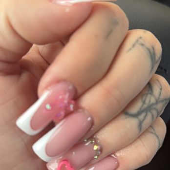 Palace Nail Bar - BEAUTIFUL NAILS - Nail Salons Near Me - New Orleans, Louisiana Palace Nail Bar - BEAUTIFUL NAILS - Nail Salons Near Me - New Orleans, Louisiana