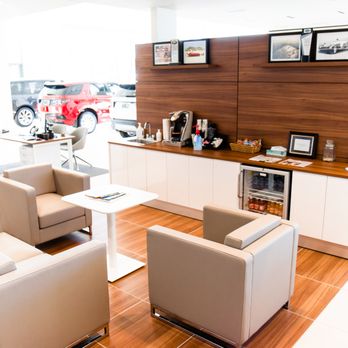 Land Rover of Peoria - Car Dealers Near Me - Peoria, Illinois Land Rover of Peoria - Car Dealers Near Me - Peoria, Illinois