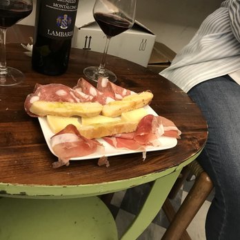 Casa del Vino - Beer, Wine & Spirits Near Me - Florence, FI Casa del Vino - Beer, Wine & Spirits Near Me - Florence, FI
