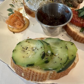 Elliston Vineyards - Rotten cucumbers - Wineries Near Me - Sunol, California