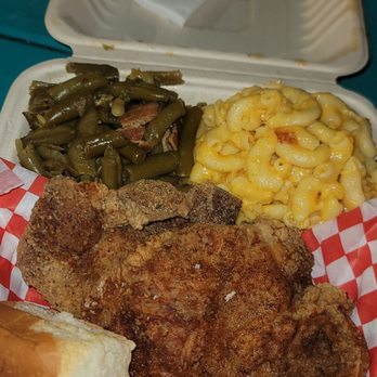 B&J's Good Eats - Pork chops - Soul Food Near Me - Austin, Texas