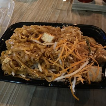 Sun and Moon - Pad Thai - Thai Near Me - San Francisco, California Sun and Moon - Pad Thai - Thai Near Me - San Francisco, California