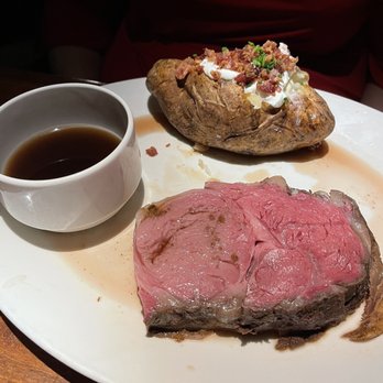 J. Alexander's - Prime rib - New American Near Me - San Antonio, Texas