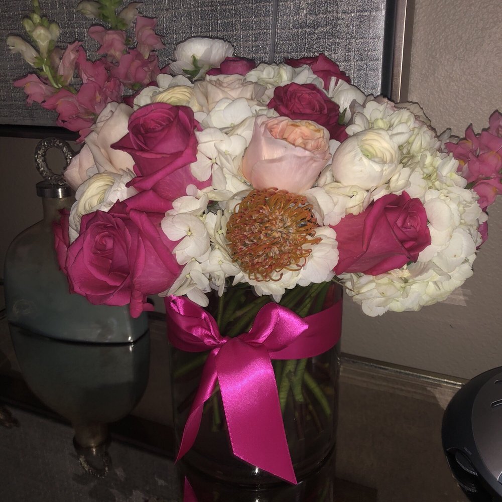 Miss Daisy - Gorgeous Flowers - Florists Near Me - Las Vegas, Nevada Miss Daisy - Gorgeous Flowers - Florists Near Me - Las Vegas, Nevada