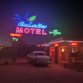 Blue Swallow Motel - Neon - Hotels Near Me - Tucumcari, New Mexico Blue Swallow Motel - Neon - Hotels Near Me - Tucumcari, New Mexico