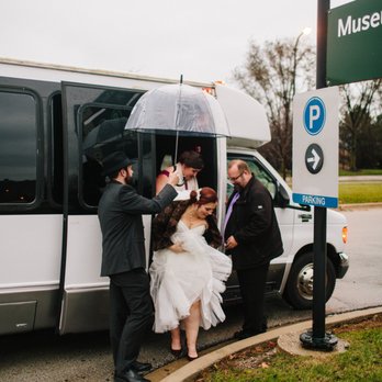 ChiTown Party Bus - Limos Near Me - Chicago, Illinois