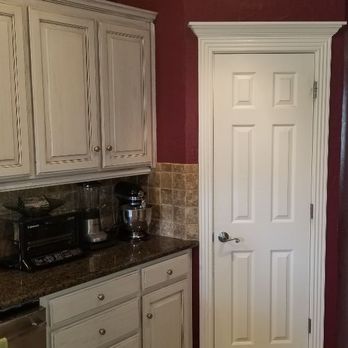 David Dobbs Painting - Deep tone walls to highlight cabinets - Painters Near Me