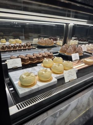 Yu Chocolatier by null