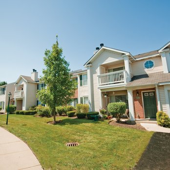 Brittany Springs Apartment Homes - Private Entrances - Apartments Near Me - Naperville, Illinois Brittany Springs Apartment Homes - Private Entrances - Apartments Near Me - Naperville, Illinois