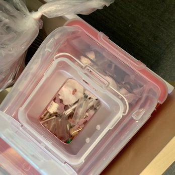 WellnessMart - Exposed used syringes on floor - Laboratory Testing Near Me - Roseville, California WellnessMart - Exposed used syringes on floor - Laboratory Testing Near Me - Roseville, California