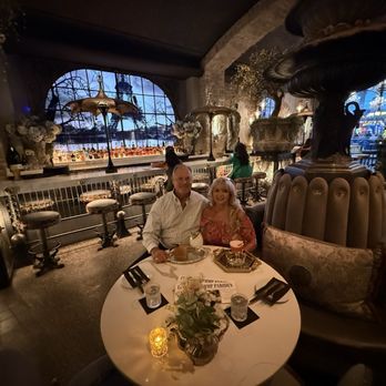 Vanderpump A Paris - Hubby and I - French Near Me - Las Vegas, Nevada Vanderpump A Paris - Hubby and I - French Near Me - Las Vegas, Nevada