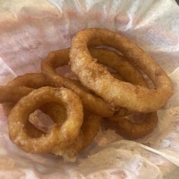 4 onion rings and some pieces of 4 onion rings and some pieces of
