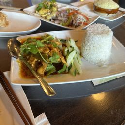 Curry Chicken with Rice Curry Chicken with Rice