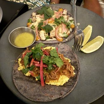 Nomade - Taco de wagyu and Taco de Castecan - Mexican Near Me - Austin, Texas