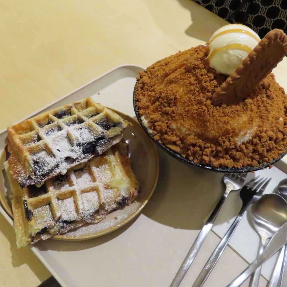 Heybings Desserts & Coffee - Caramel & Biscoff Bingsoo & Ube Mochi Waffle - Desserts Near Me - Irvine, California