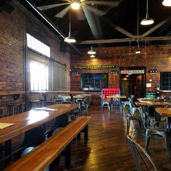 Sun King - Kokomo - dining area - Breweries Near Me - Kokomo, Indiana Sun King - Kokomo - dining area - Breweries Near Me - Kokomo, Indiana