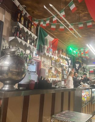 Bar Italia by null