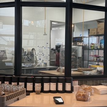Casera Cafe & Bakery - Bakeries Near Me - Milwaukee, Wisconsin