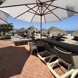 Sheraton Buganvilias Resort and Convention Center - Beach area