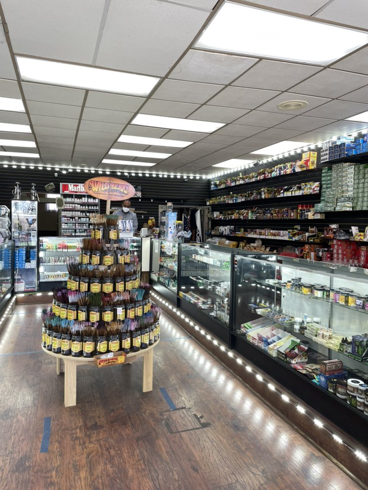 VIP SMOKE & WIRELESS CARTHAGE Updated September 2024 7014 Vine St