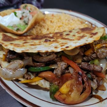 El Campesino - Quesadilla Supreme - Mexican Near Me - Canton, Ohio El Campesino - Quesadilla Supreme - Mexican Near Me - Canton, Ohio