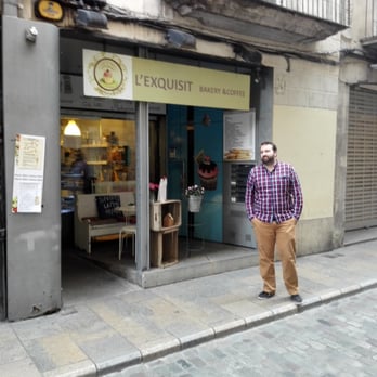 L'Exquisit - El exterior - Bakeries Near Me - Girona, GI L'Exquisit - El exterior - Bakeries Near Me - Girona, GI