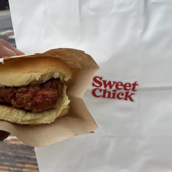Sweet Chick - OG Chicken Sandwich Togo sandwiches - Breakfast & Brunch Near Me - Brooklyn, New York Sweet Chick - OG Chicken Sandwich Togo sandwiches - Breakfast & Brunch Near Me - Brooklyn, New York