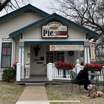 Fredericksburg Pie Company - Front of Building. - Bakeries Near Me - Fredericksburg, Texas