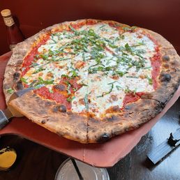 16" Margherita Pizza 16" Margherita Pizza