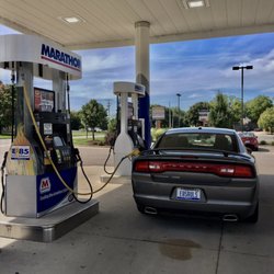 Carriage Hills Marathon - Getting some E85.