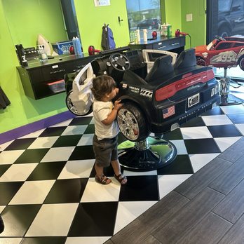 Sharkey’s Cuts for Kids - Kids Hair Salons Near Me - Peoria, Arizona