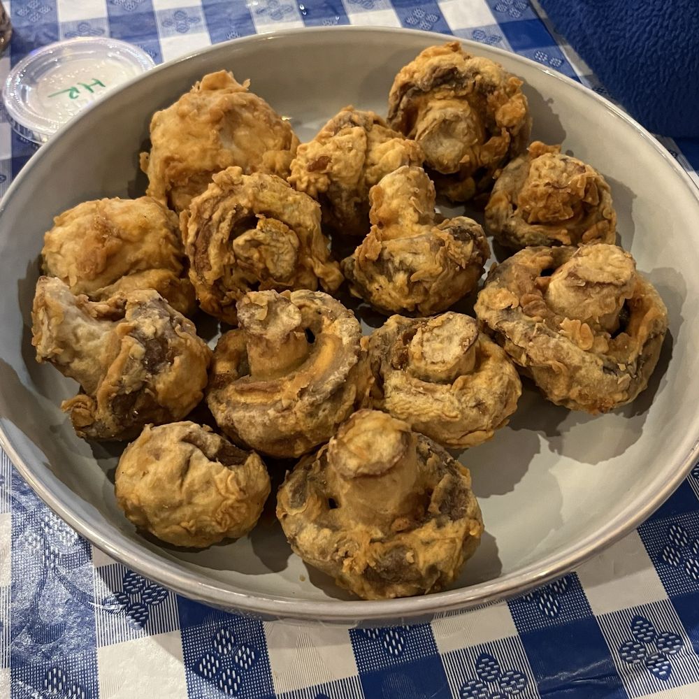Tiny's - Guinness Mushrooms! - Restaurants Near Me - Columbia, Illinois Tiny's - Guinness Mushrooms! - Restaurants Near Me - Columbia, Illinois