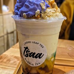 Tsaa Tea Shop - Halo Halo