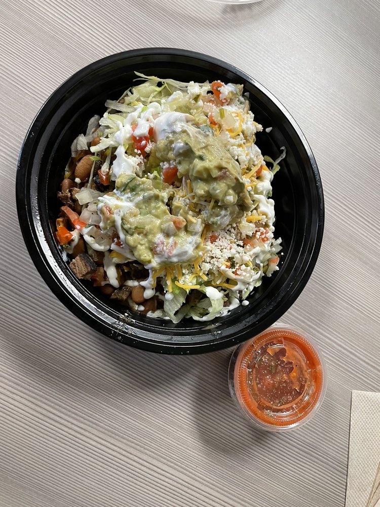 Javi's Tacos - Welch Plaza