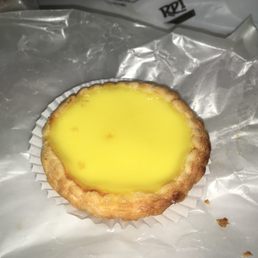 They have egg tarts!! They have egg tarts!!
