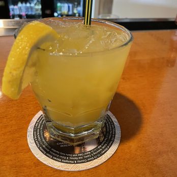 Stone Hedge Golf and Pub - Nice screwdriver - American Near Me - Egg Harbor, Wisconsin