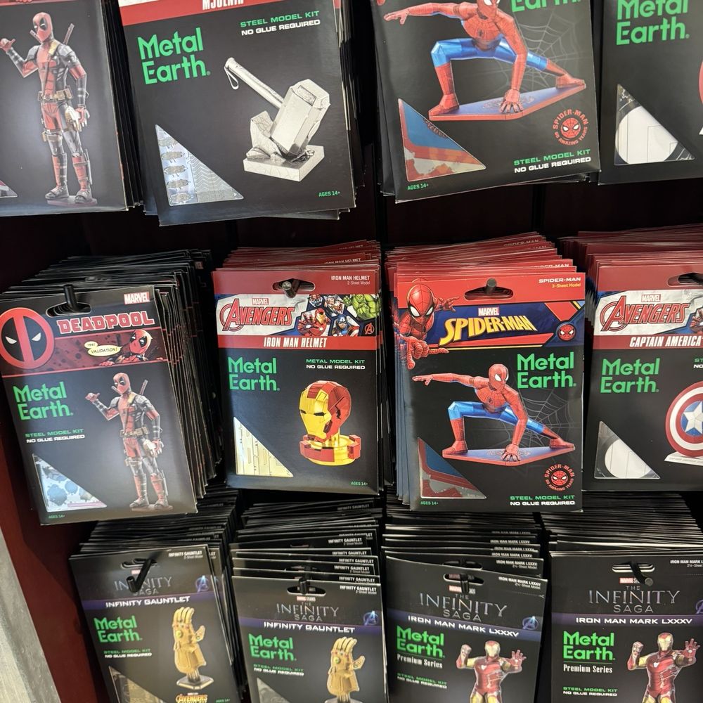 Comics At Universal Studios - Comic Books Near Me - Orlando, Florida