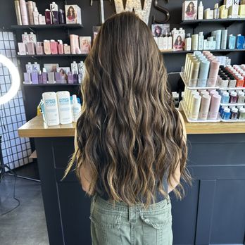 T. Wesley Salon - After 22' extensions - Hair Salons Near Me - Murfreesboro, Tennessee T. Wesley Salon - After 22' extensions - Hair Salons Near Me - Murfreesboro, Tennessee