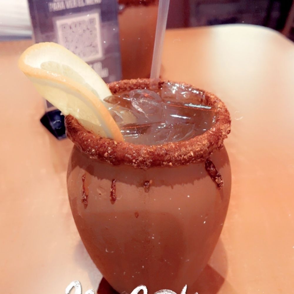 Yolox Restaurant Bar - Paloma - Mexican Near Me - Houston, Texas