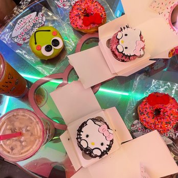 Hello Kitty Cafe - Cupcakes n Donuts - Themed Cafes Near Me - Las Vegas, Nevada