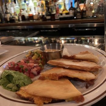 Campagne House - American Near Me - Bethpage, New York