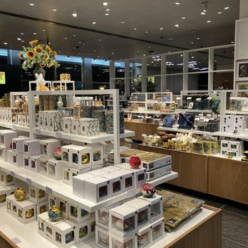 Van Gogh Museum - Gift shop on 1st floor - Museums Near Me - Amsterdam, New Hampshire
