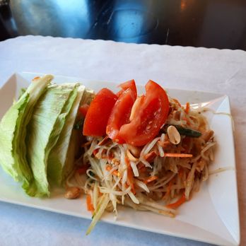 Jinda Thai Restaurant - Papaya Salad! - Thai Near Me - Albany, Oregon Jinda Thai Restaurant - Papaya Salad! - Thai Near Me - Albany, Oregon