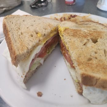 Ramsey's Restaurant - Breakfast sandwich - New American Near Me - Victoria, Texas