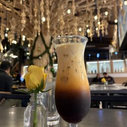 thai tea, inside decor thai tea, inside decor