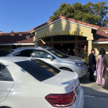Chua Lien Hoa Temple - Buddhist Temples Near Me - Garden Grove, California