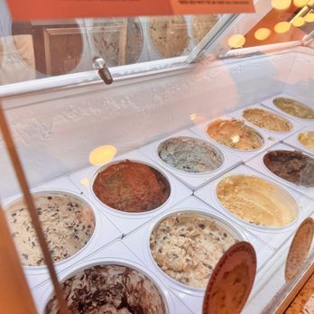 Van Leeuwen Ice Cream - Ice Cream & Frozen Yogurt Near Me - Chestnut Hill, Massachusetts Van Leeuwen Ice Cream - Ice Cream & Frozen Yogurt Near Me - Chestnut Hill, Massachusetts