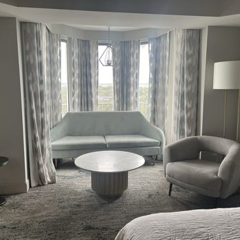 Castle Hotel, Autograph Collection - Sitting area in room - Hotels Near Me - Orlando, Florida