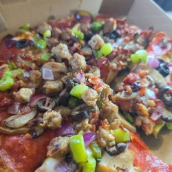 Pizza Pirate - Personal combination pizza