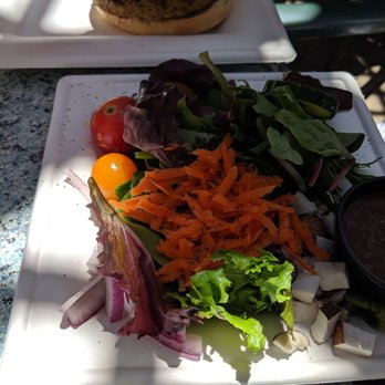 Harbor Reef Restaurant - Garden salad - American Near Me - Two Harbors, California